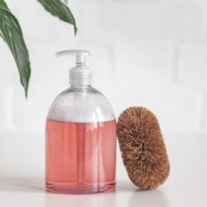 Liquide vaisselle concentré bio Vrac’ment Bio : la vaisselle au top, l’océan au sec (1 L – recharge)